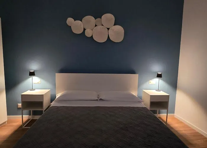 Rooms And Comfort Apartment